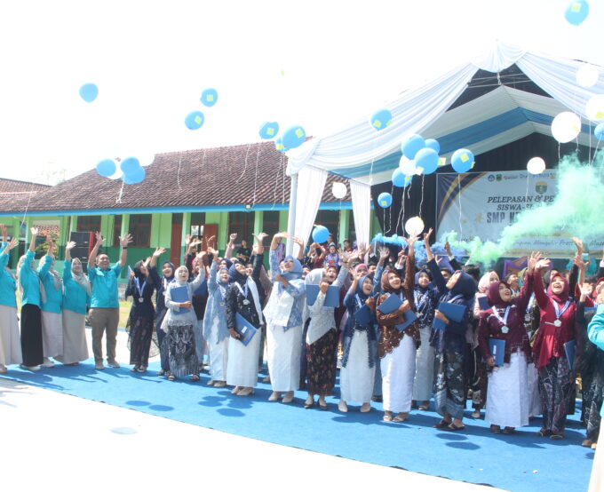 Pelepasan dan Perpisahan Siswa Kelas 9 Tahun Pelajaran 2025-2026