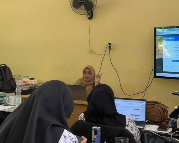 Guru SMP Negeri 2 Maleber Ikuti IHT Penyusunan Administrasi Pembelajaran Berbasis AI Melalui Aplikasi SIMPATIK
