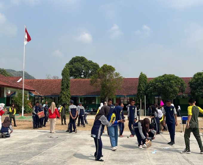 Semarak HUT ke-81 Kemerdekaan RI, SMP Negeri 2 Maleber Gelar Shalat Duha, Jalan Sehat, dan Beragam Perlombaan